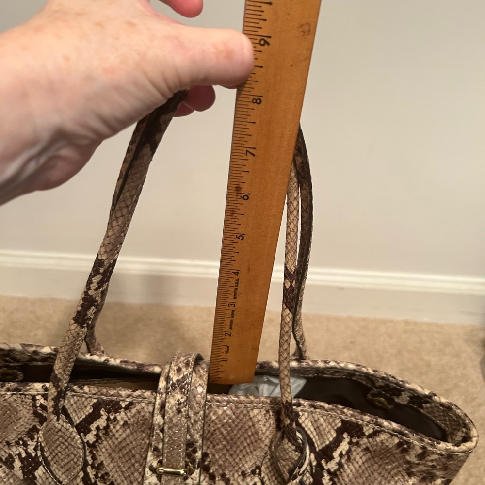 Designer Dooney & Bourke Snakeskin Pattern Cindy Tote Bag in Brown New - Picture 9 of 16
